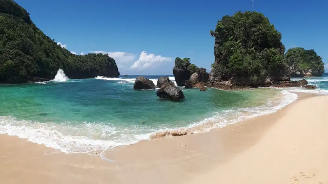 Pesona Wisata Malang: Perpaduan Alam, Budaya, dan Kenangan yang Tak Terlupakan